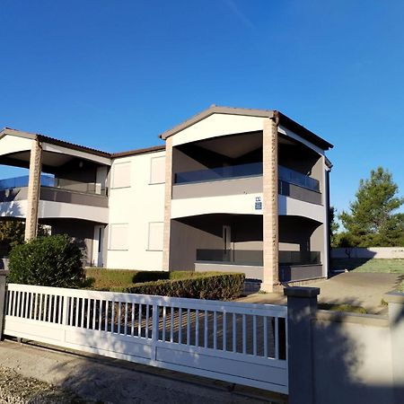 Apartments Duda Vir Luaran gambar